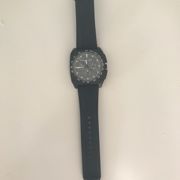 Silicone Grandstand Chronograph Sandblasted Dial - Picture 2 of 5